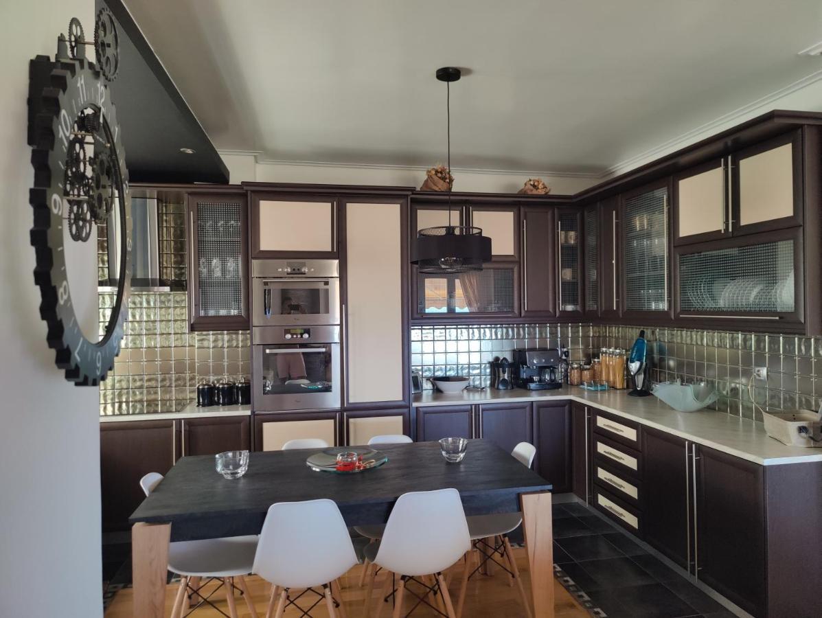 John'S Modern Apartments Artemida Εξωτερικό φωτογραφία