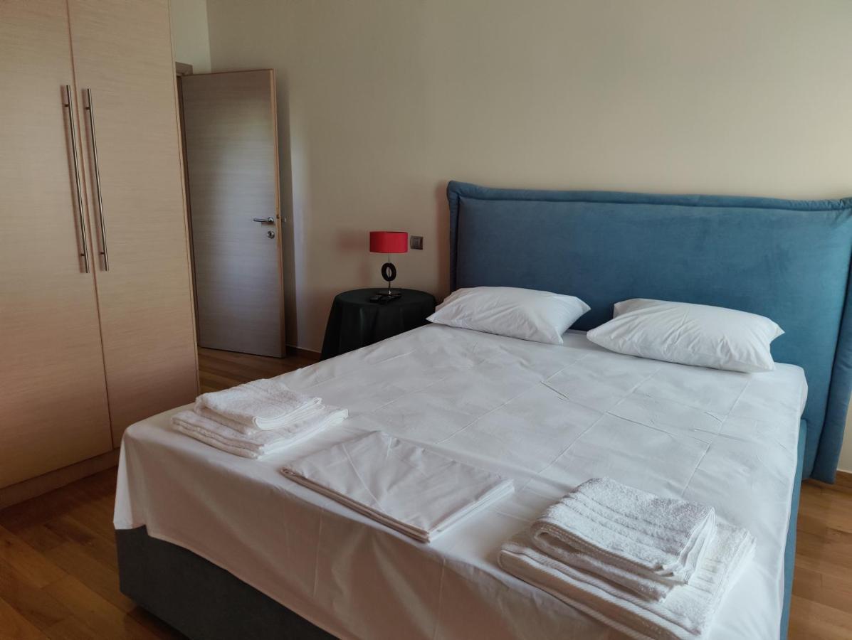 John'S Modern Apartments Artemida Εξωτερικό φωτογραφία